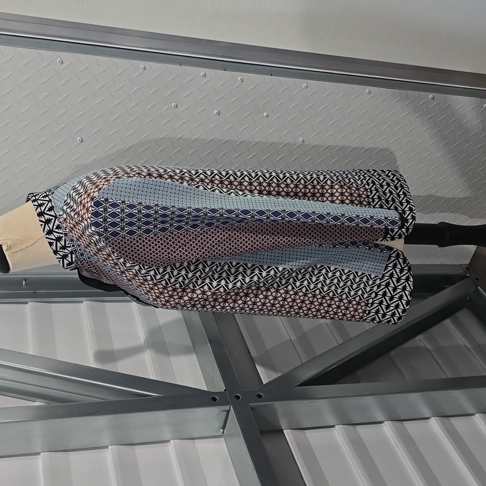 Multi Patten‎ Blouse Size Medium - image 5